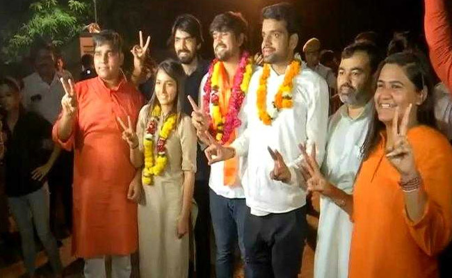 DUSU Election: NSUI का EVM खेल फेल, ABVP ने लहराया जीत का परचम