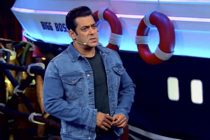 Bigg Boss 12 Weekend Ka Vaar Live में होगा कौनसा हंगामा? यहां पढ़ें LIVE UPDATE