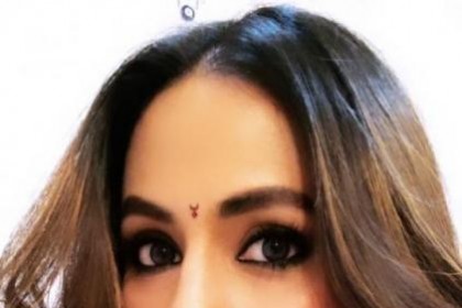 Hina Khan ने कोमोलिका के तौर पर Kasautii Zindagii Kay में एंट्री ले ली है हालाँकि इस किरदार को करने में सबसे बड़ी चुनौती क्या है? यहां पढ़ें