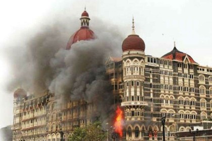 26/11 Attacks: फिल्मी सितारों की जुबानी, जानिए उस खौफनाक रात की दिल झकझोरने वाली कहानी