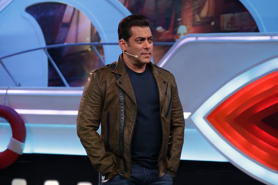 Bigg Boss 12 Weekend Ka Vaar: सलमान खान की डांट से टूटे श्रीसंत, दीपिका ककर ने दी सफाई