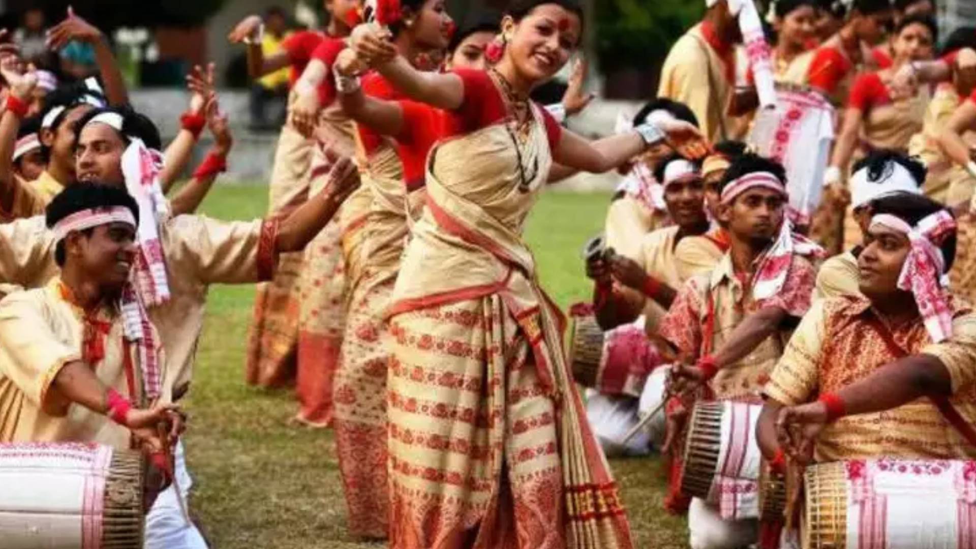 Magh Bihu 2019: असम में बड़े धूमधाम से मनाया जाता है ‘बिहू’, जानिए क्यों और कैसे मनाते हैं यह त्यौहार