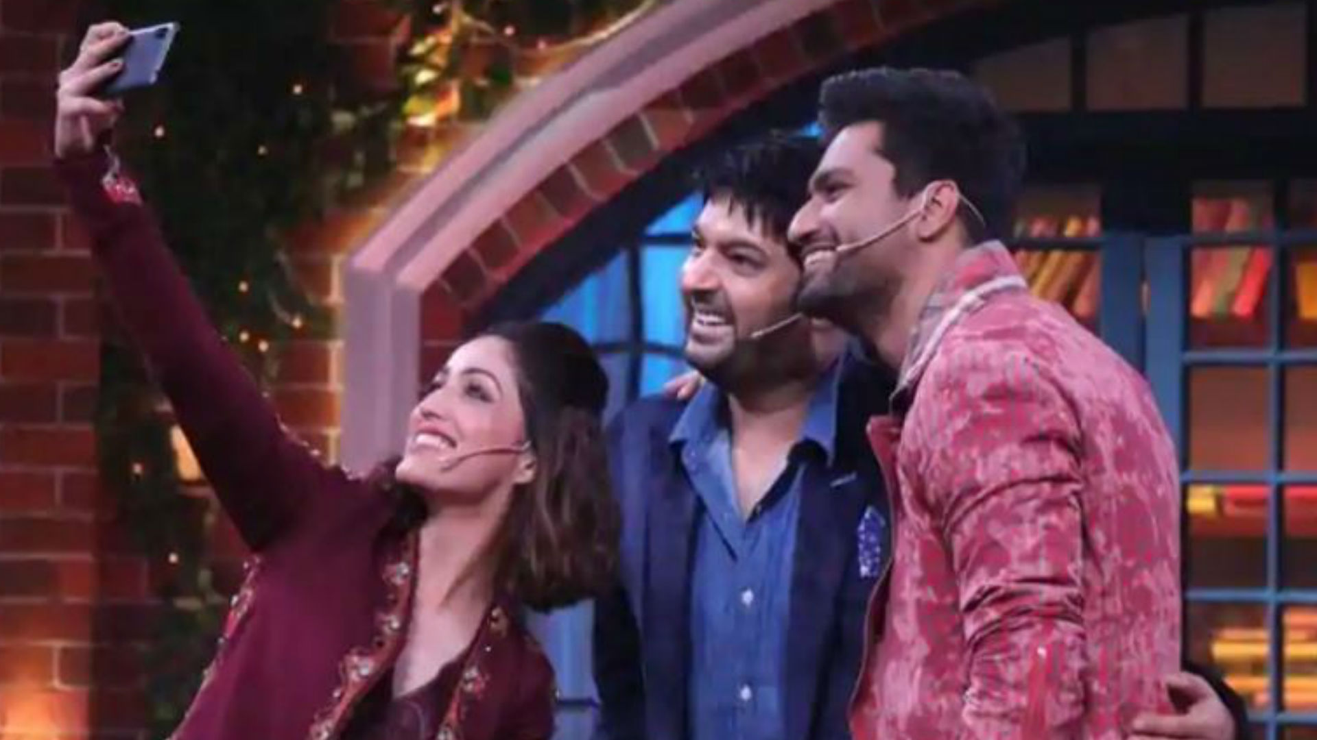 The Kapil Sharma Show 2 Highlights: कपिल ने बताया खुद को संजू फिल्म का प्रोड्यूसर, विक्की कौशल हुए लोटपोट