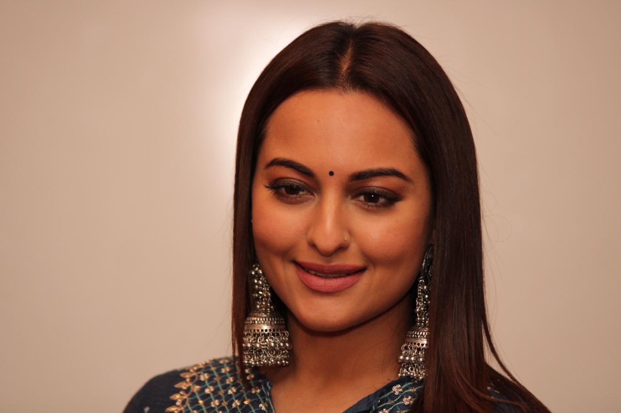 Kalank Sonakshi Sinha