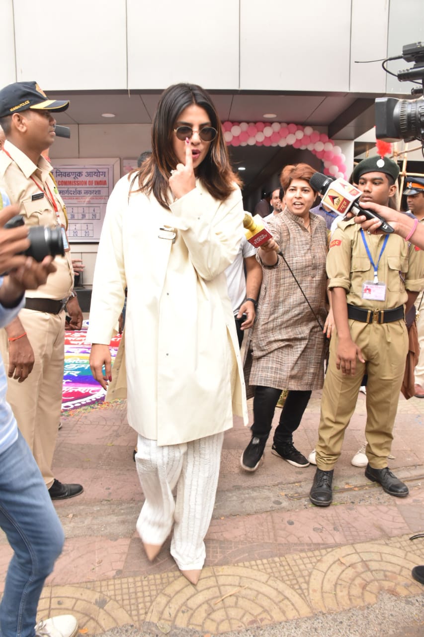 Lok Sabha Election 2019 Priyanka Chopra (5)