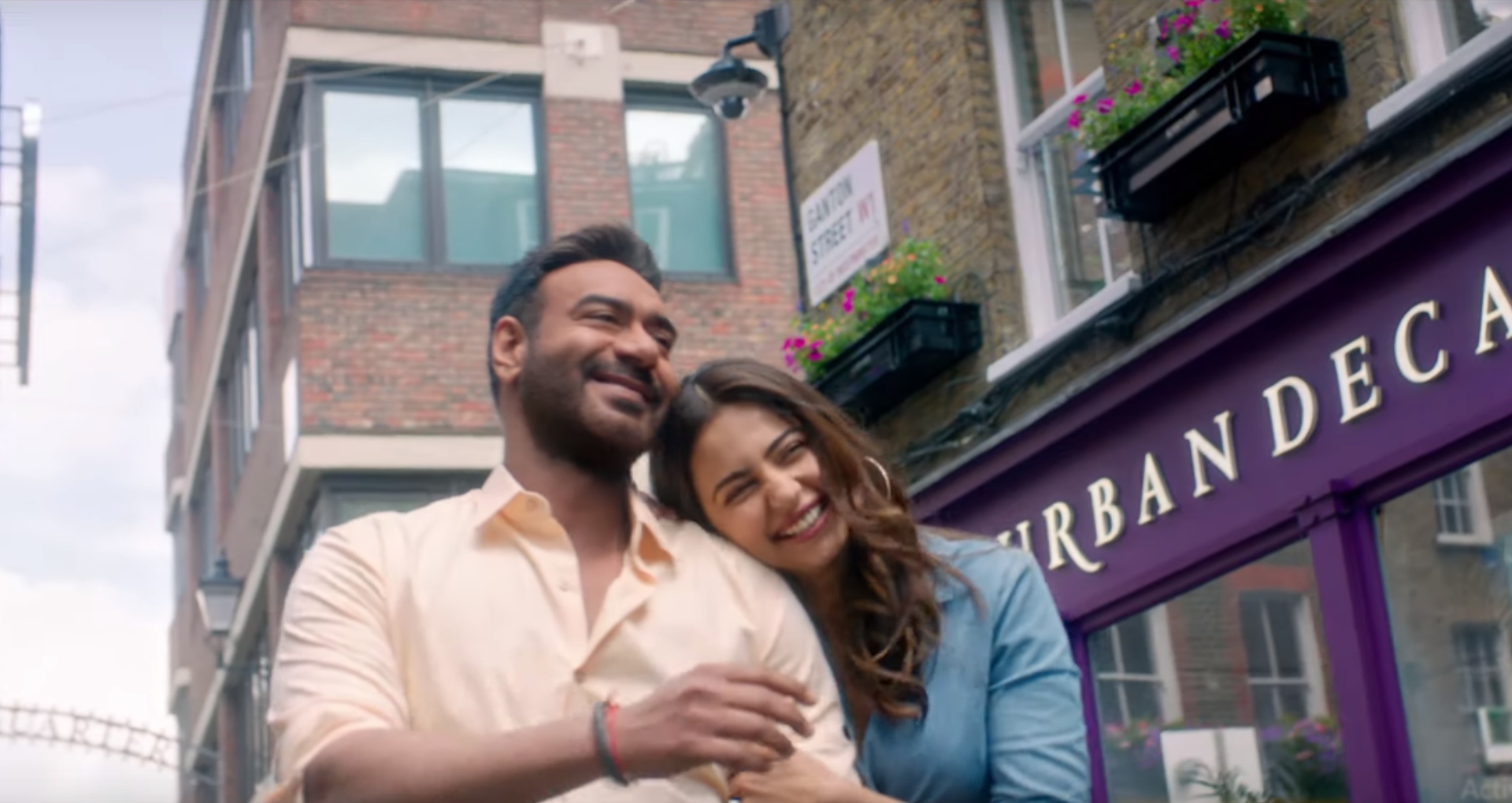 De De Pyaar De ने पार किया कमाई ये आंकड़ा, लेकिन बॉक्स ऑफिस पर ये रिकॉर्ड बनाने से चूक जाएगी फिल्म