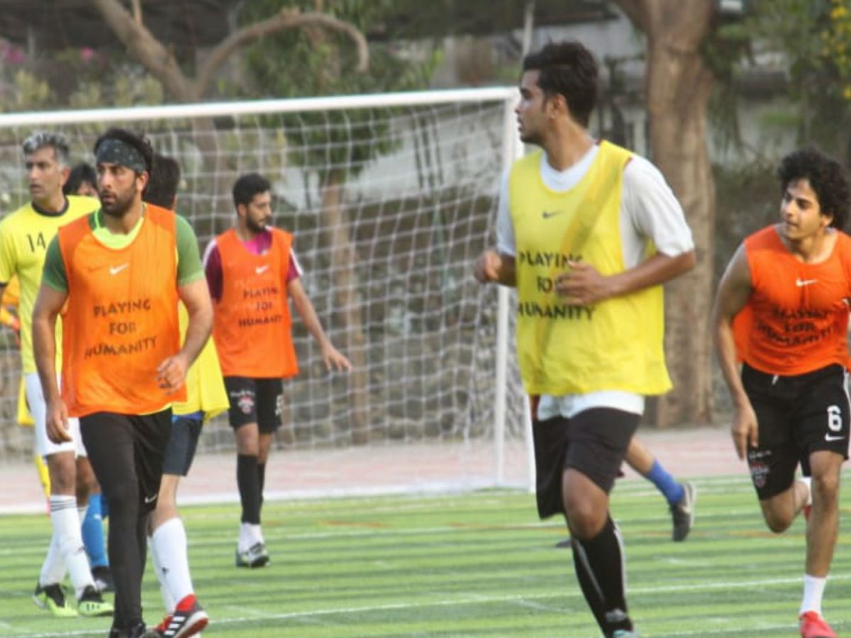 Ranbir Kapoor Ishaan Khatter Enjoy Sunday Football Match