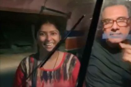 Boman Irani shares video with Marathi tv actress Laxmi who is also a auto rickshaw driver