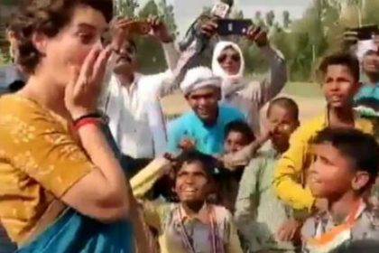 Priyanka Gandhi made stop to children who abusing PM Narendra Modi video viral Lok Sabha Elections 2019