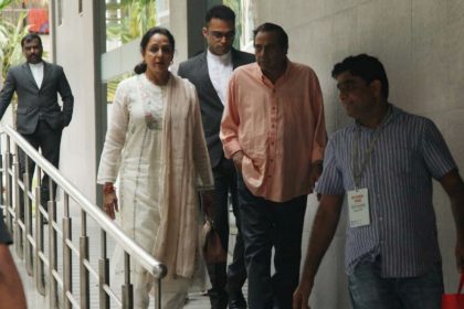 Hema Malini Dharmendra visit hospital Esha Deol new born baby girl named Miraya Bharat Takhtani