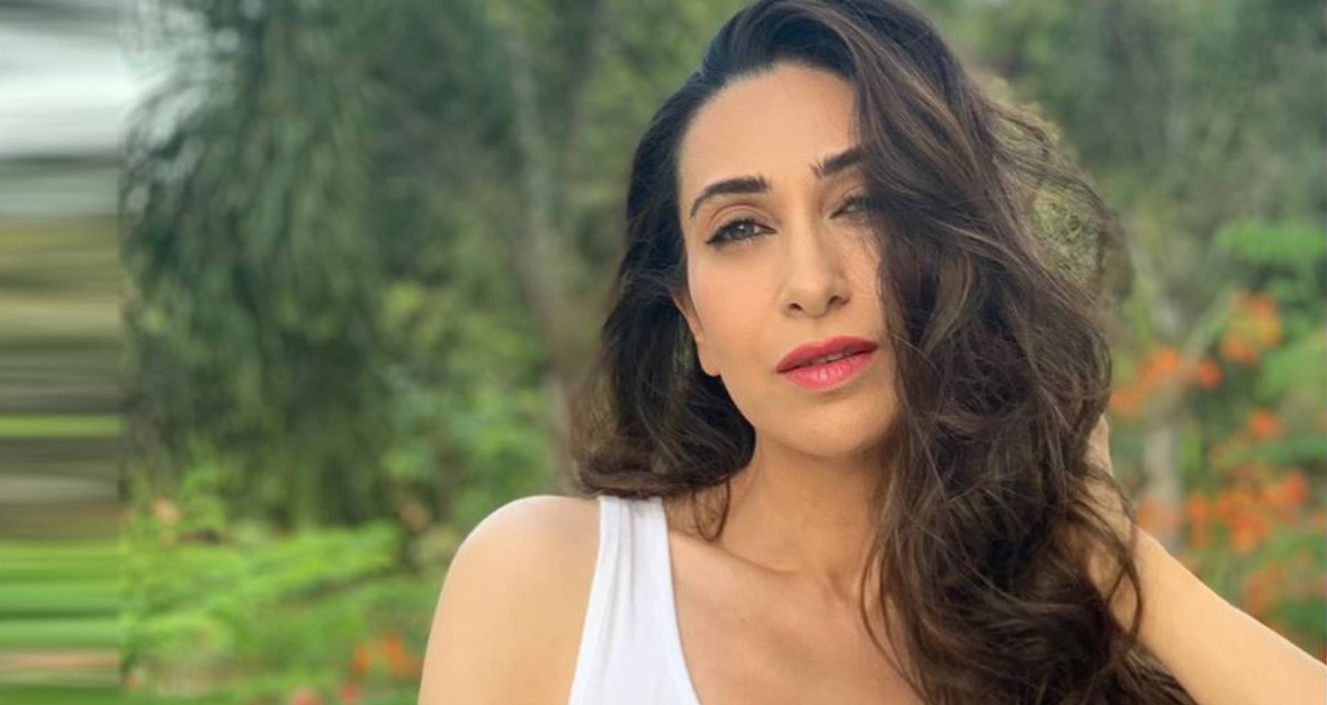 Karishma Kapoor Birthday: करिश्मा कपूर का 45वां जन्मदिन आज, बहन करीना कपूर के साथ ऐसे मना रही हैं बर्थडे