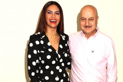 Anupam Kher with Esha Deol