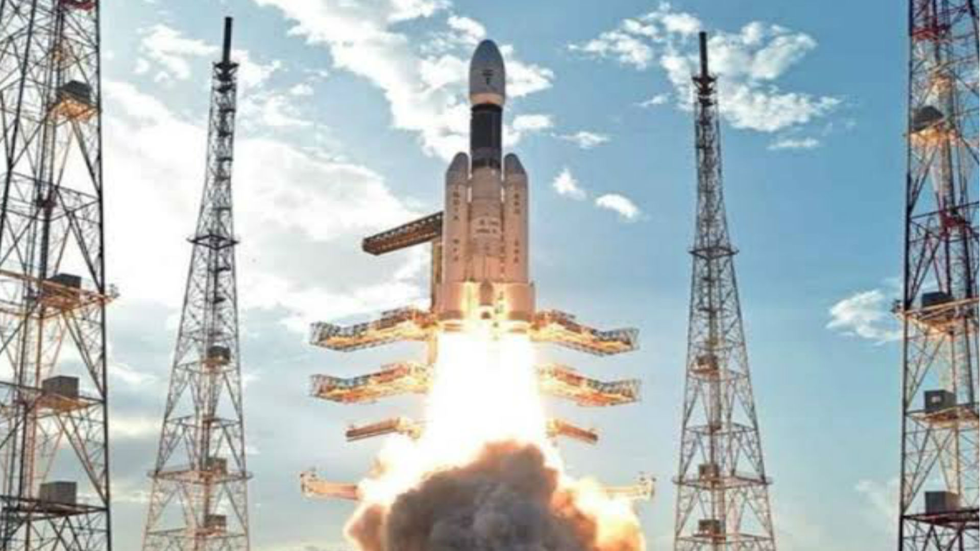 Chandrayaan 2: भारत की ऐतिहासिक यात्रा से बॉलीवुड में भी जोश, इन सितारों ने ट्वीट कर कहा- जय हिंद