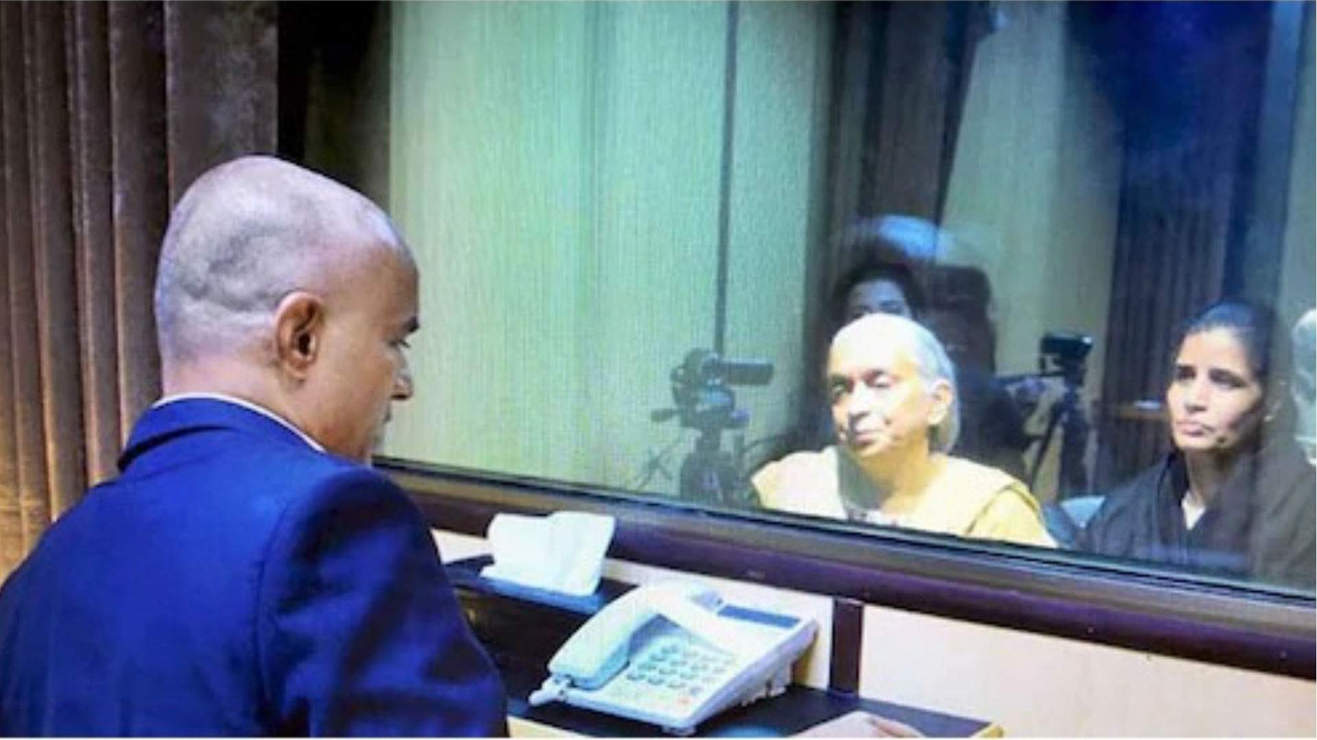 Kulbhushan Jadhav Verdict: भारत की बड़ी जीत, अंतरराष्ट्रीय अदालत ने कुलभूषण जाधव की फांसी पर लगाई रोक