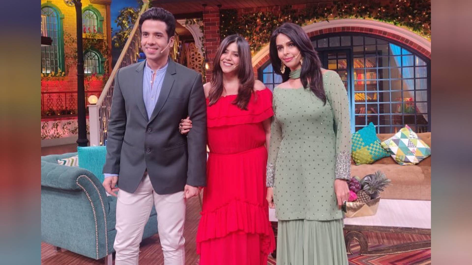 The Kapil Sharma Show: मल्लिका शेरावत ने किया खुलासा, एक्ट्रेस के पेट पर अंडा फ्राई करना चाहता था प्रोड्यूसर