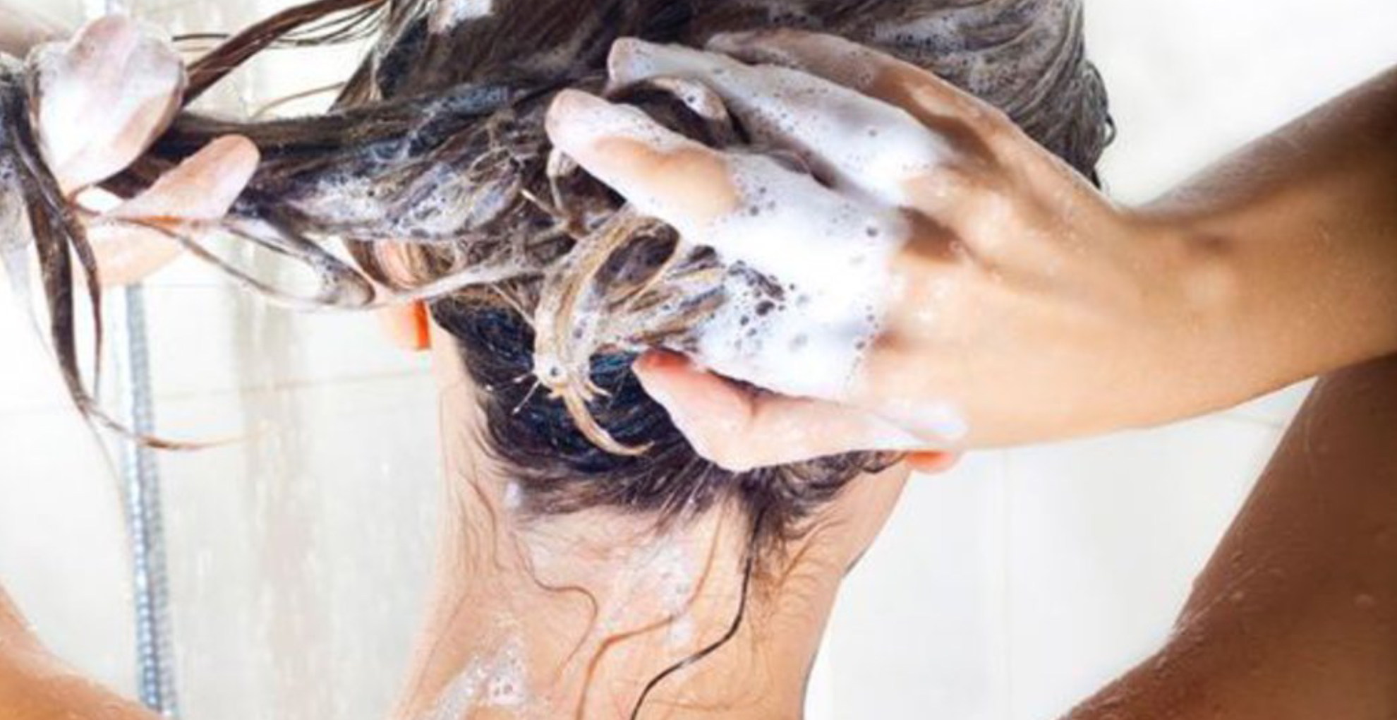 Hair Care Tips: शैम्पू में इन चीजों को मिलाकर करें इस्तेमाल, झड़ते बालों से लेकर डैंड्रफ से मिलेगी राहत