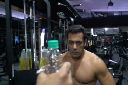 Salman Khan Bottle Cap Challenge