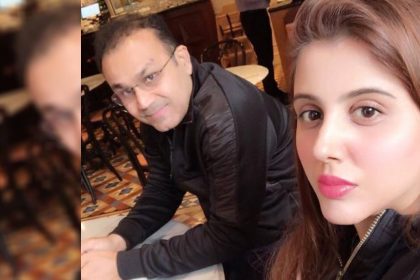 Virender Sehwag With Wife Aarti