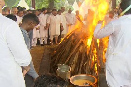 Arun Jaitley Funeral Son Rohan Jaitley