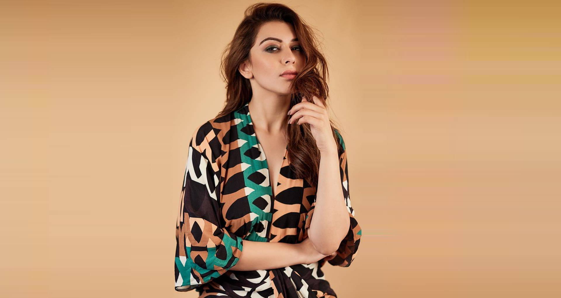 Hansika Motwani Birthday: 30 महिलाओं के ब्रेस्ट कैंसर का ईलाज करवा चुकी