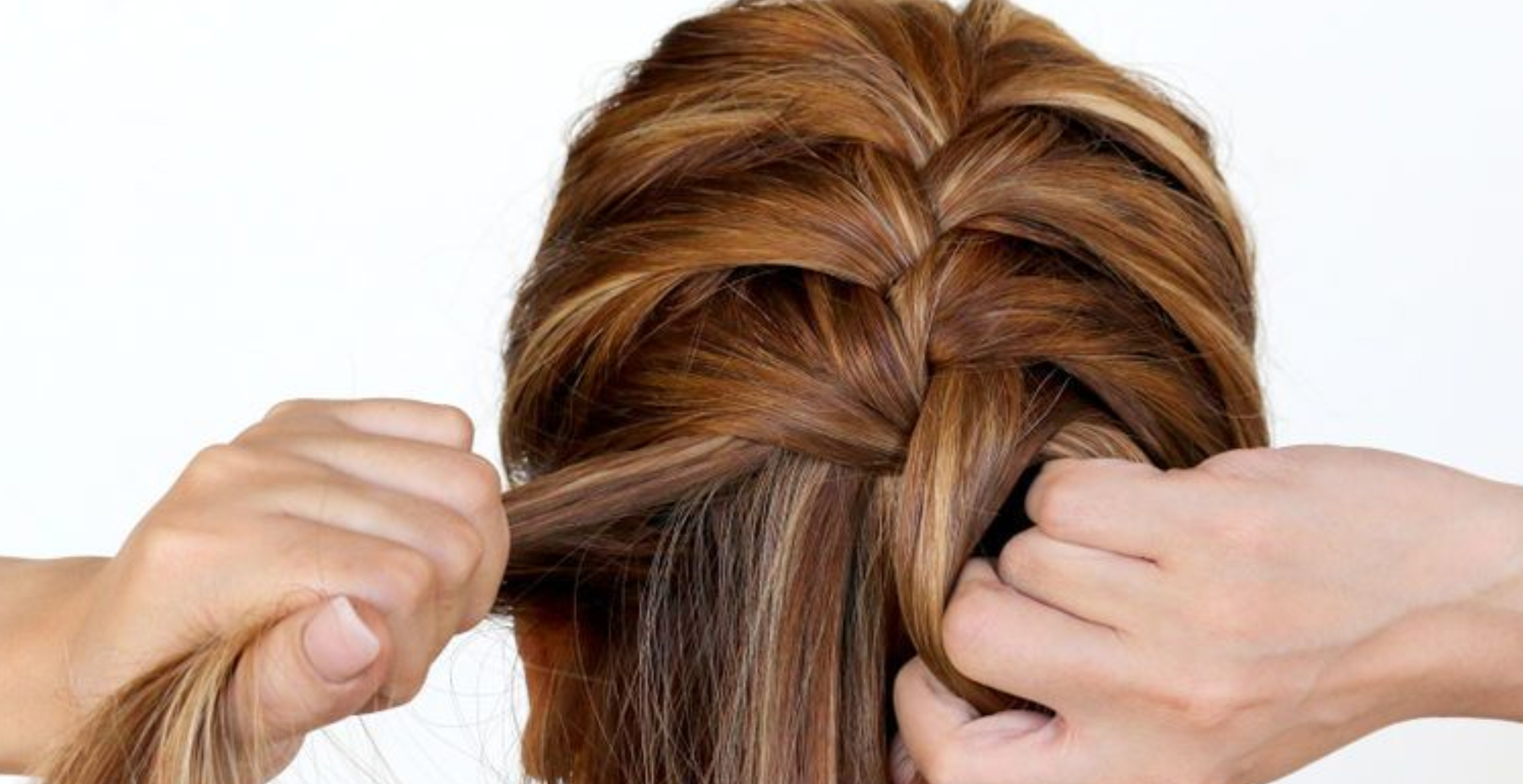 Hair Care Tips: हेयरस्टाइल बनाते वक्त कभी ना करें ये 5 गलतियां, वरना बालों को होगा नुकसान