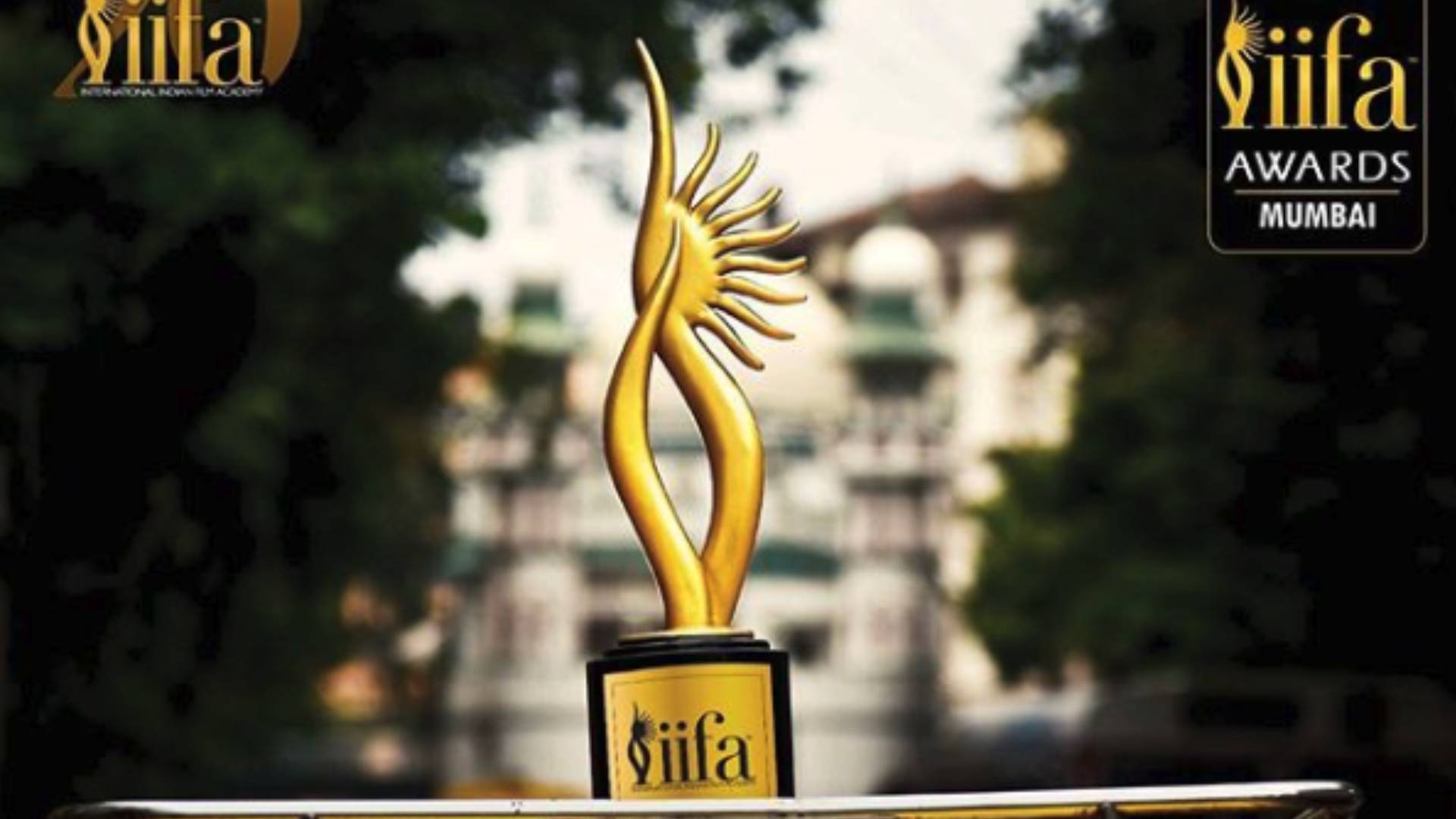 IIFA 2019: सारा अली खान-विक्की कौशल सहित ये स्टार्स बिखेरेंगे जलवा, जानिए आईफा 2019 से जुड़ी  हर अपडेट