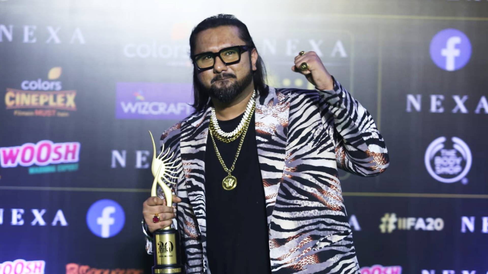 IIFA Awards 2019: ‘सोनू के टीटू की स्वीटी’ के लिए यो यो हनी सिंह को मिला अवार्ड, बने बेस्ट म्यूजिक डायरेक्टर