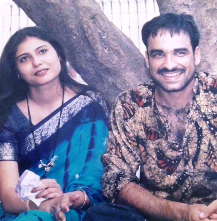 Pankaj-Tripathi-with wife-Mridula