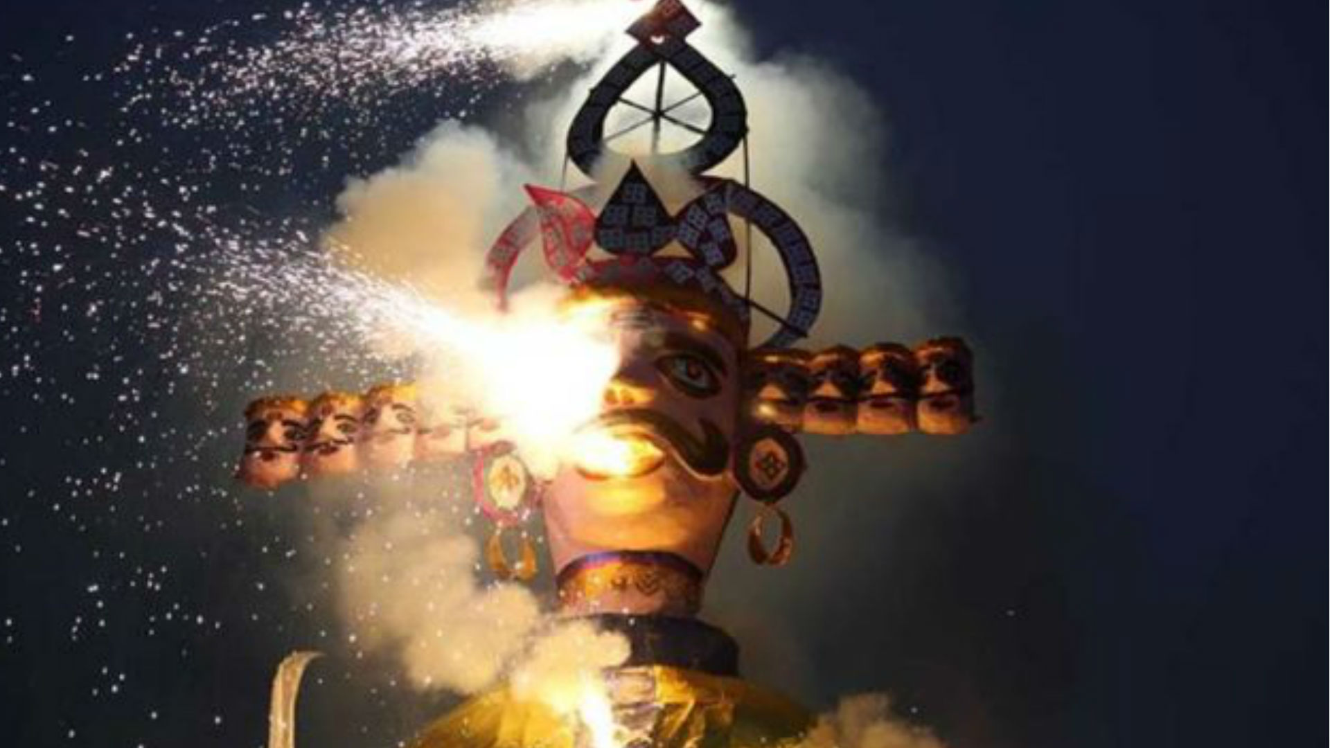 Dussehra 2019 Date: आज है विजयदशमी का पर्व, जानिए पूजा का शुभ मुहूर्त-महत्व, इसलिए खाई जाती है दशहरा पर जलेबी