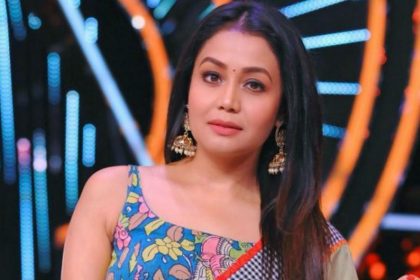 Indian Idol 11 Neha Kakkar broke down when Blind boy Reveals He Set Himself On Fire