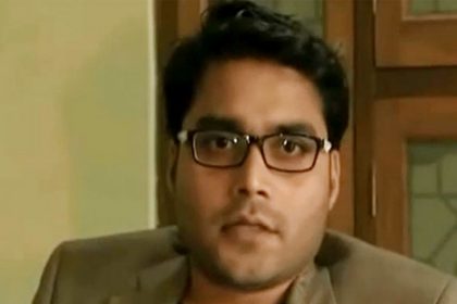 Nirbhaya gangrape journalist allegation on Nirbhaya friend Avnindra Pandey took money for interview