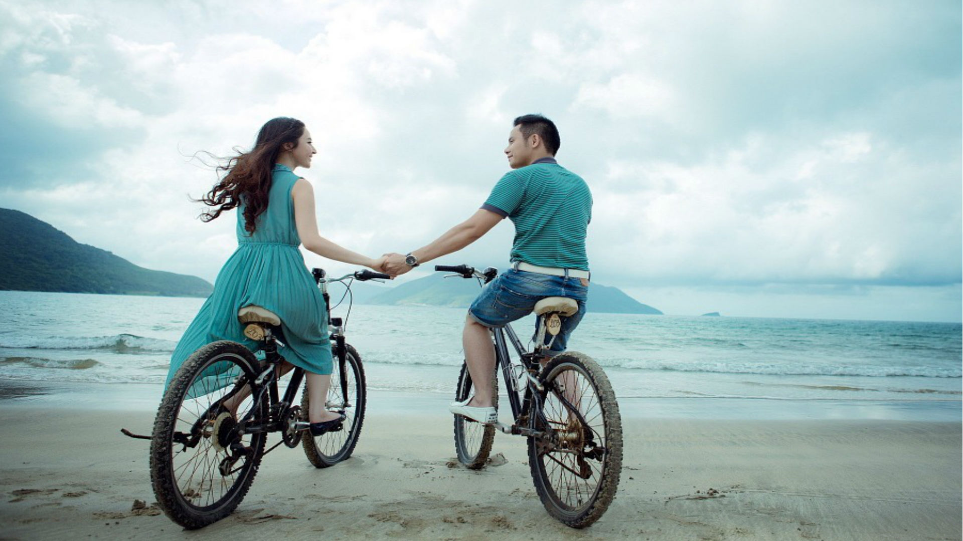 Best Honeymoon Destination: क्या हनीमून पर जा रहे हैं विदेश, खास लम्हों के लिए बेस्ट हैं ये फॉरेन डेस्टिनेशन