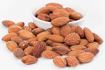 Almonds Health Benefits: क्यों जरूरी है हमें बादाम का सेवन रोज करना, यहां जानें