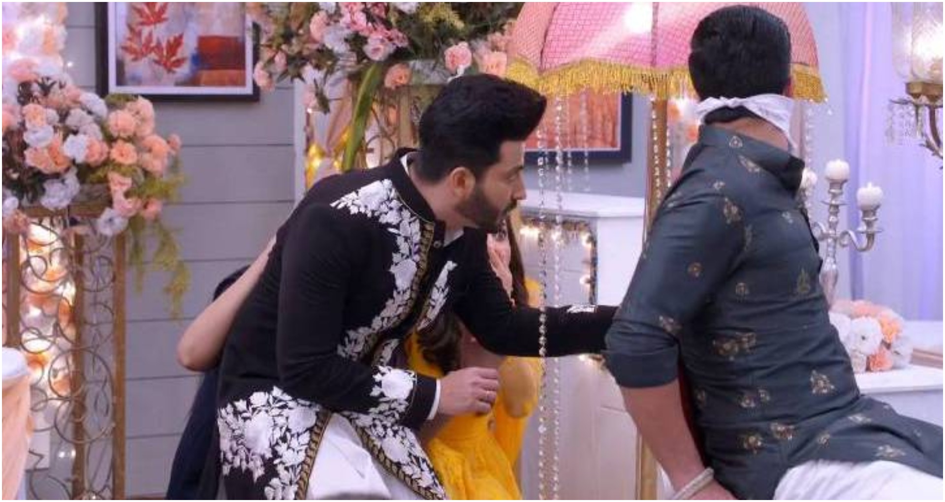 Kundali Bhagya Preview, 7 January 2020: करन और ऋषभ ने की चोरों की पिटाई, एक चोर ने तान दी राखी पर बंदूक