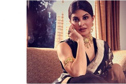 Jacqueline Fernandez in navy blue saree photos went viral on internet