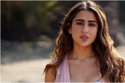 Sara Ali Khan Photos: सारा अली खान ने शेयर की फोटो, समुद्र किनारे बैठी आईं नजर, देखें Photos