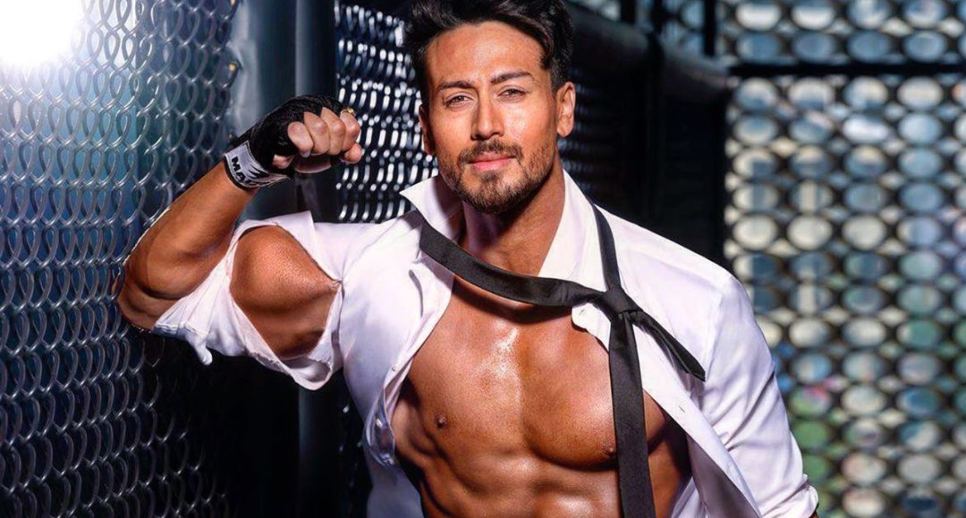 Tiger Shroff Birthday: टाइगर श्रॉफ के फिटनेस वीडियोज़ का स्पेशल कलेक्शन, ये नहीं देखा तो क्या देखा