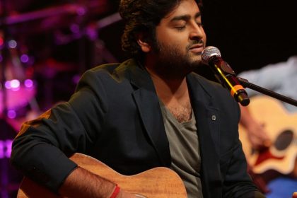 Arijit Singh Birthday: बॉलिवुड के मशहूर सिंगर अरिजीत सिंह ने फिल्म आशिकी 2 के हिट गानों के बाद छाए दिलों में