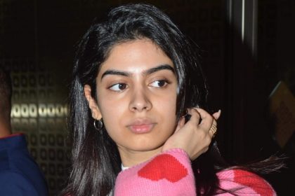 Khushi Kapoor Photos: ख़ुशी कपूर ने बिना मेकअप लुक भी लगती है बला की खूबसूरत, देखें तस्वीरों में