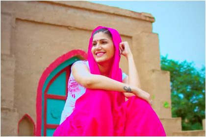 Sapna Choudhary Video Songs: लॉकडाउन के बीच सपना चौधरी इस हरयाणवी गाने पर जबरजस्त डांस मूव्स करते आयीं नजर