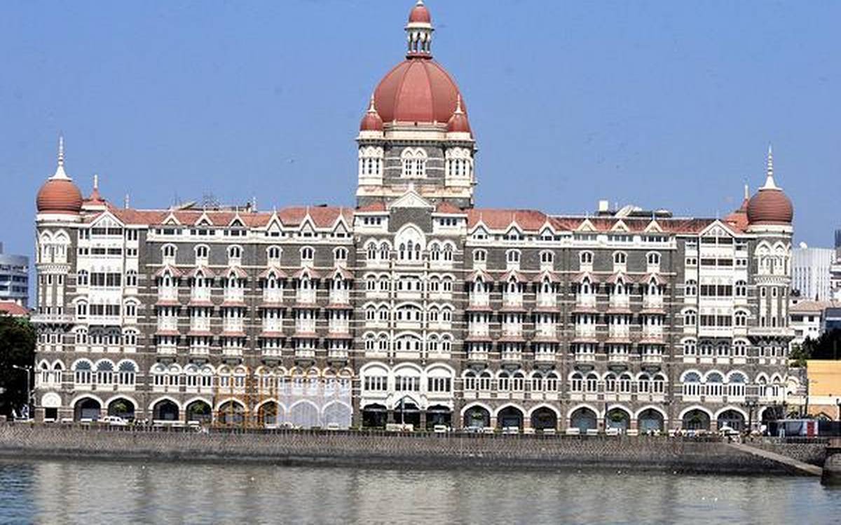 पाकिस्तान से मुंबई ताज होटल को मिली बम से उड़ा देने की धमकी, मुंबई पुलिस हैं हाई अलर्ट पर