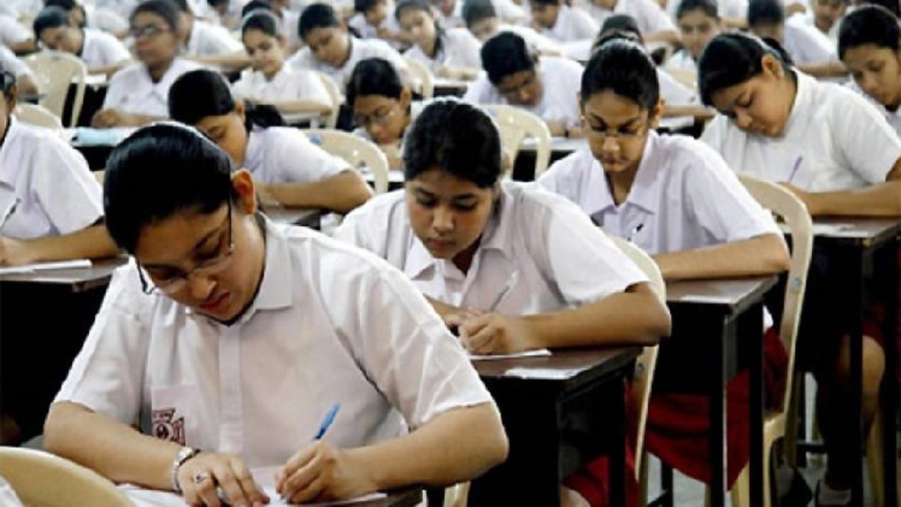 CBSE और ICSE बोर्ड के 10वीं, 12वीं क्लास का रिजल्ट 15 जुलाई तक किया जाएगा जारी, यहाँ पढ़े पूरी रिपोर्ट