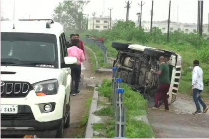 Vikas Dubey Encounter: एनकाउंटर में मारा गया विकास दुबे! अस्पताल लाई गई डेड बॉडी