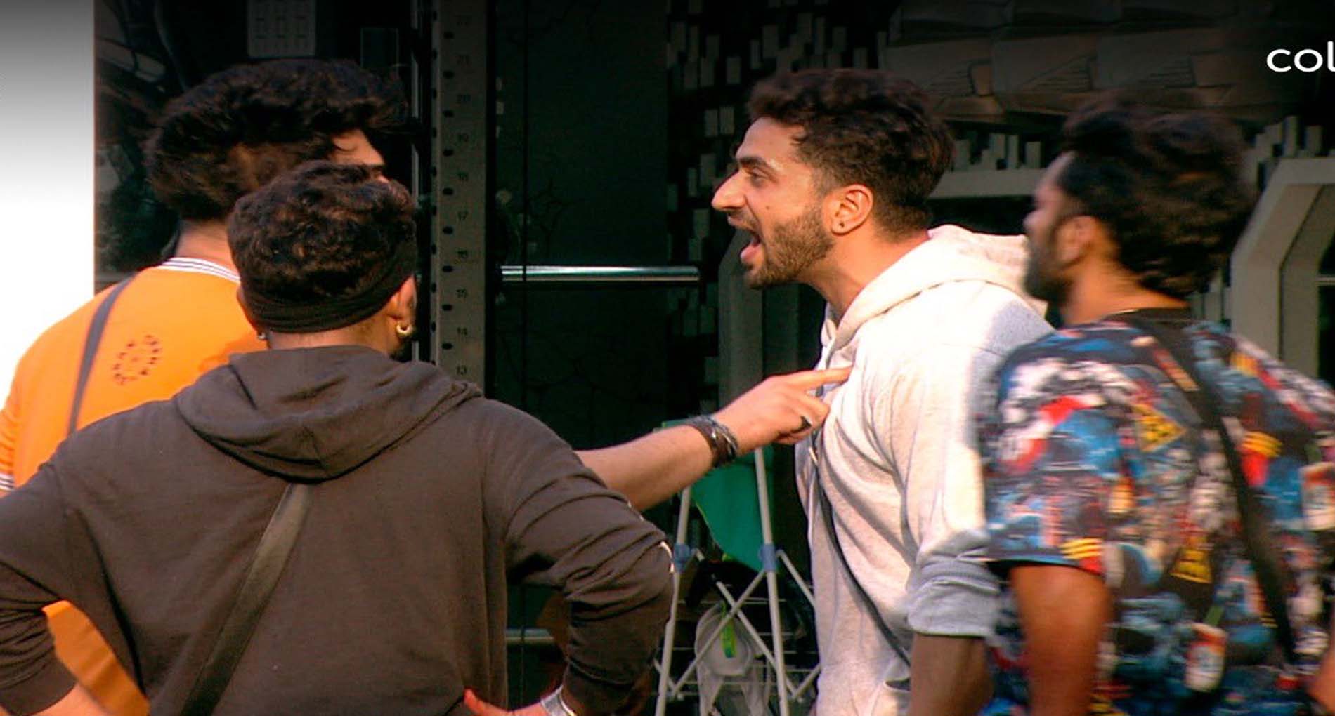 Bigg Boss 14: रुबीना ने जीता ‘टिकट टू फिनाले’! अली गोनी ने पारस छाबड़ा पर उठाए सवाल