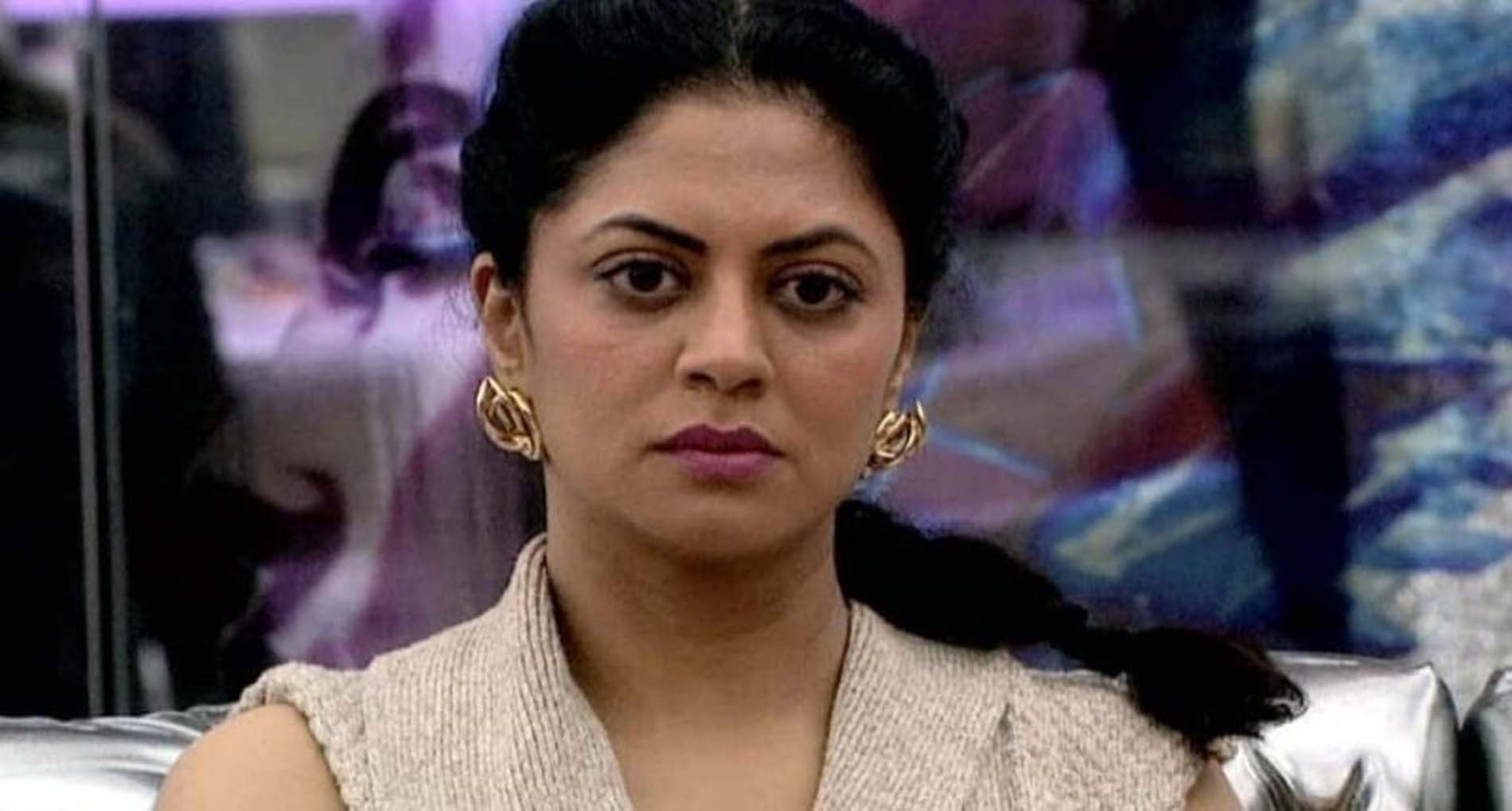 Bigg Boss 14 Ex Contestant Kavita Kaushik Names And Shames Online