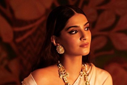 Sonam Kapoor का मैटरनिटी फोटोशूट!