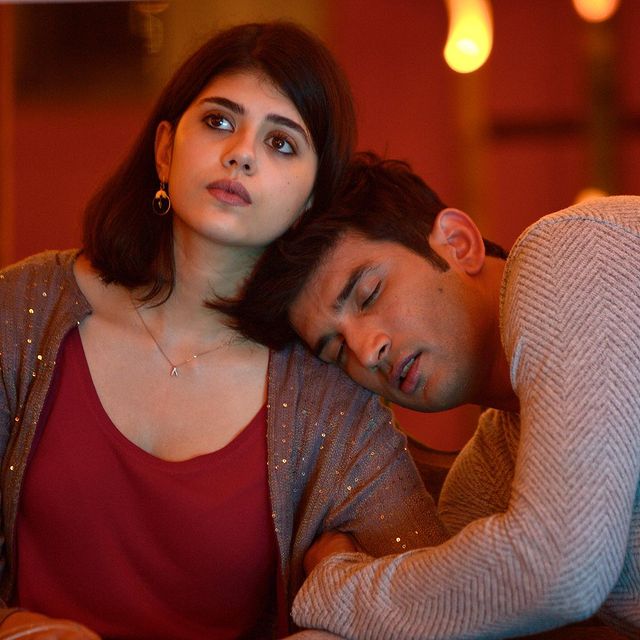  Sushant Singh Rajput with Sanjana Sanghi in Dil Bechara