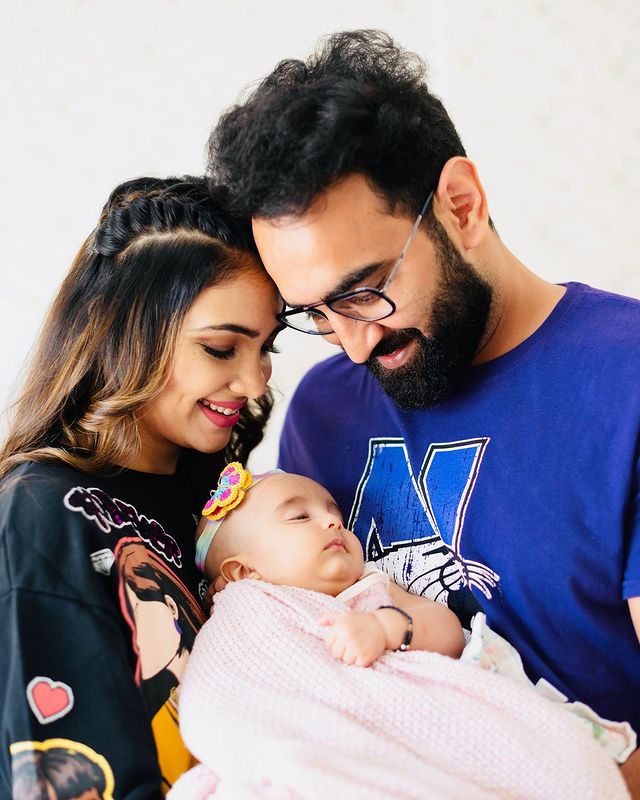 Pooja Banerjee family