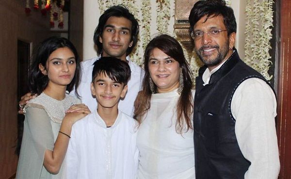 Javed Jaffrey family 